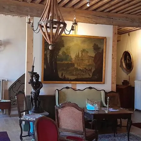 La Chanoinesse فندق مبيت وإفطار 3*