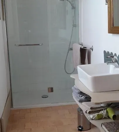 La Chanoinesse Salles-Arbuissonnas-en-Beaujolais